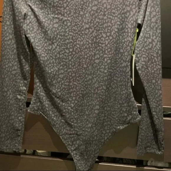 Yummy Leopard print black and grey bodysuit - Picture 11 of 12